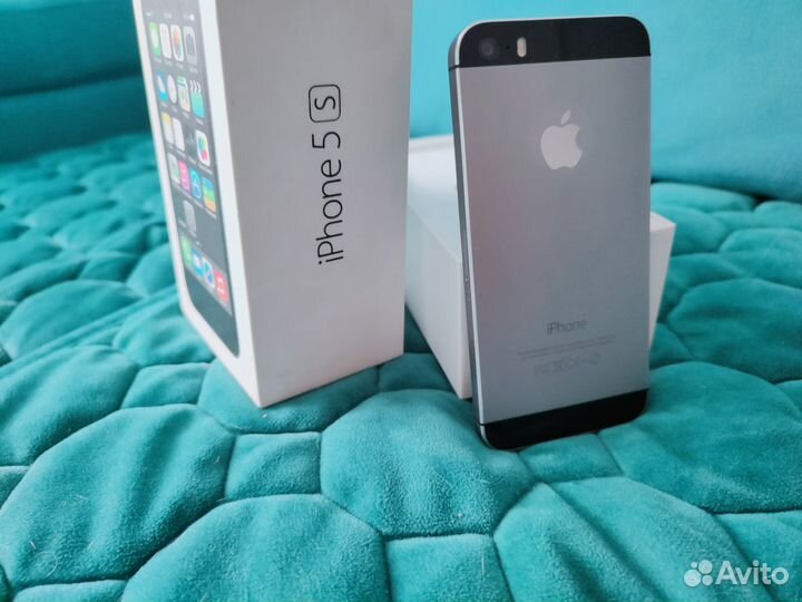 iPhone 5S, 16 ГБ