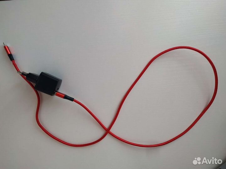 Зарядка для iPhone