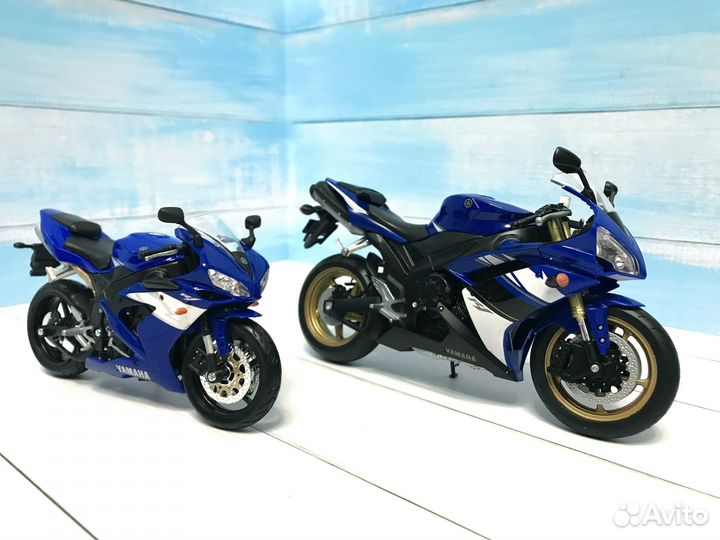 Модель мотоцикла Yamaha YZF R1 1:10