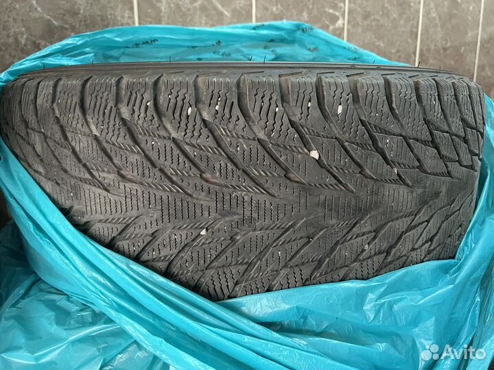 Nokian Tyres Hakkapeliitta R2 225/55 R17