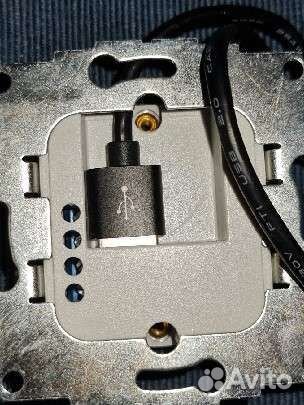 Адаптер питания скрытого монтажа