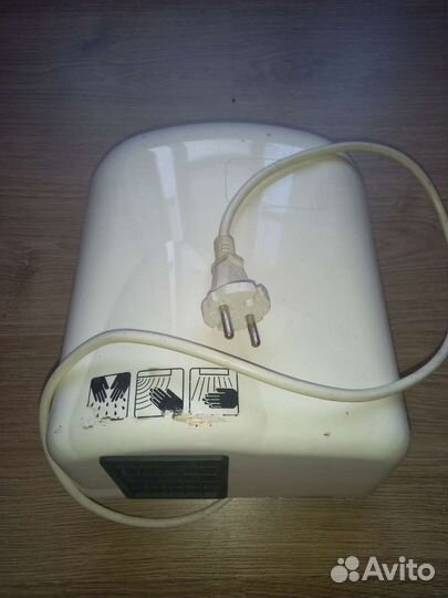 Электросушилка для рук