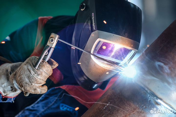 Бригада сварщиков вахта