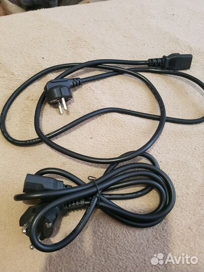 Кабель для компьютера