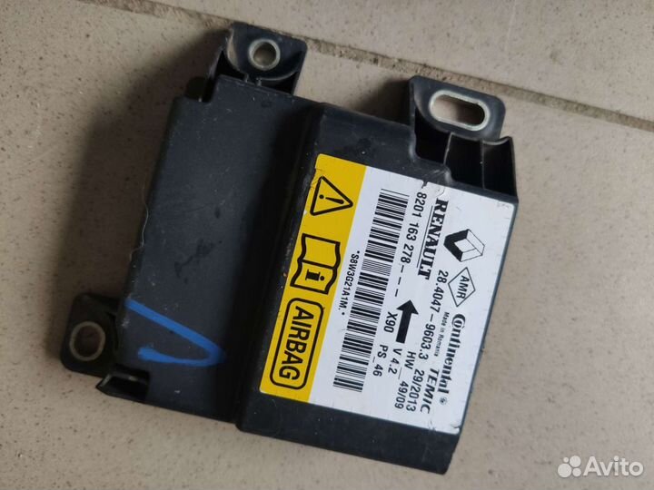 Блок управления AIR BAG Renault Sandero 09-14г.в