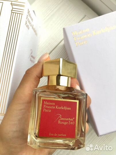 Парфюм Maison Francis Kurkdjian, Baccarat Rouge 54