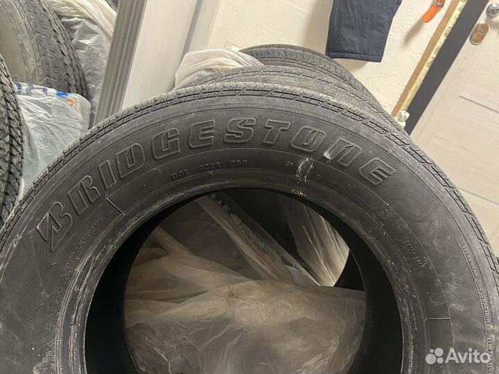 Bridgestone 613V 245/65 R17
