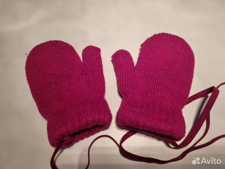 Комлект Lassie шапка шлем S 46-48 и варежки