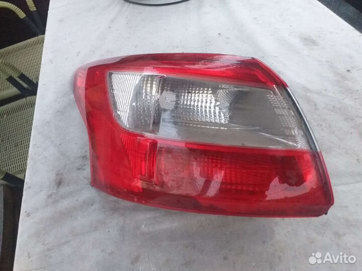 Задняя фара ford focus 3