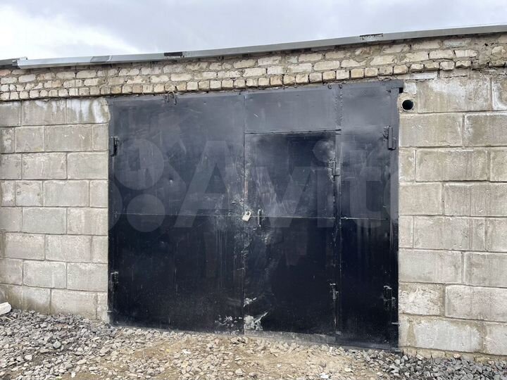 Гараж, > 30 м²