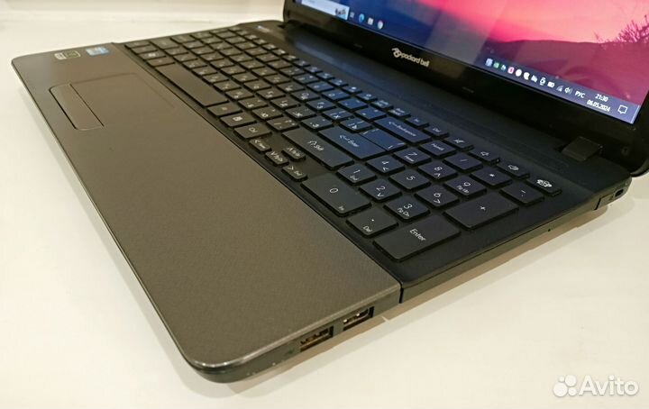 Ноутбук игровой Packard Bell. i5/10Gb/SSD