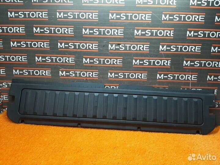 Обшивка двери багажника Bmw X5 E53 M54B30 2001