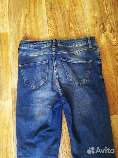 Джинсы женские