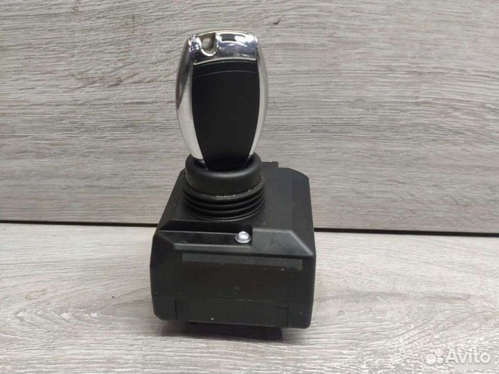 Замок зажигания Mercedes C W204