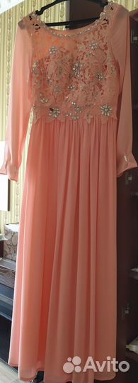 Продаю платье
