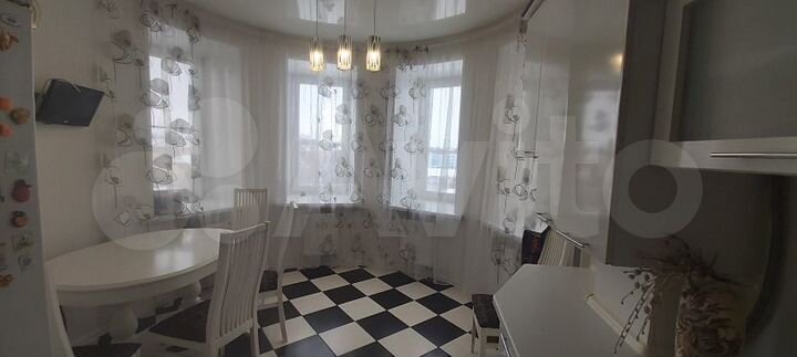 3-к. квартира, 85,6 м², 9/10 эт.