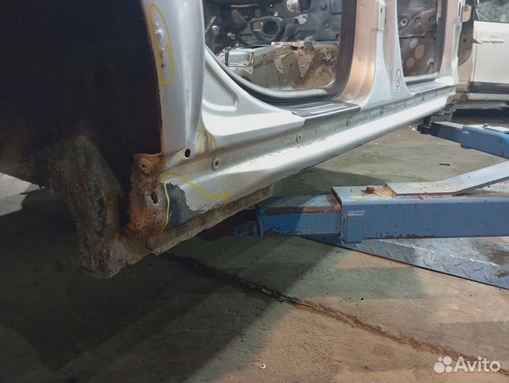 Порог со стойкой правый Volkswagen Passat B5