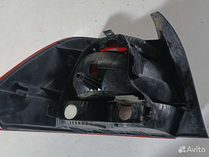 Задний фонарь volkswagen polo 5