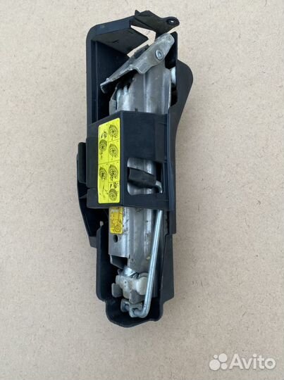 Домкрат оригинальный Audi A6 C6 4F с креплением