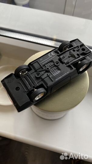 Машинка модель игрушка