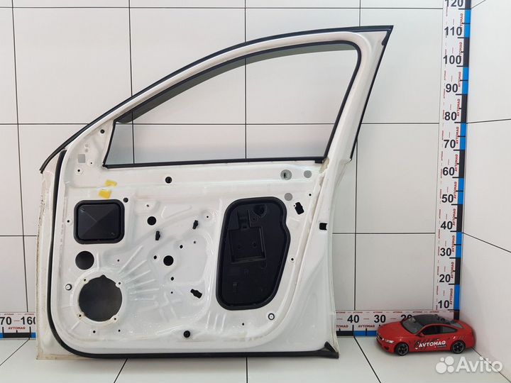 Дверь передняя правая (идеальная) (Skoda Octavia)