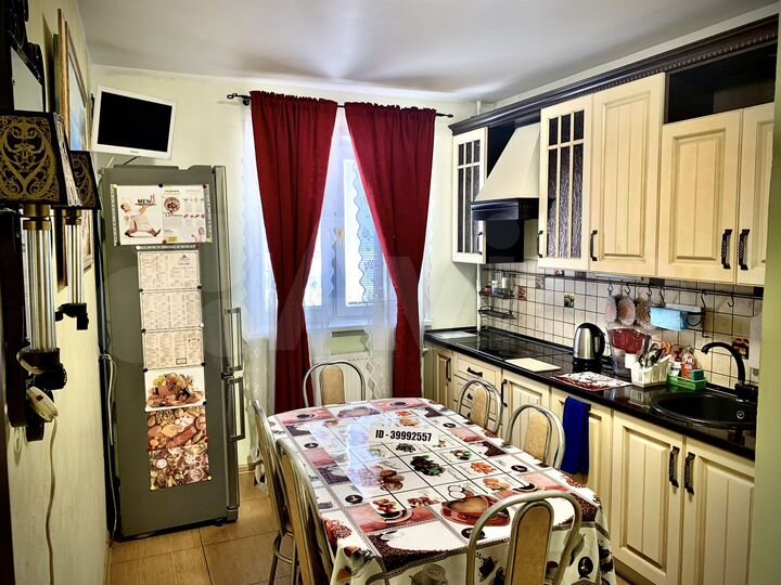 2-к. квартира, 60 м², 12/17 эт.