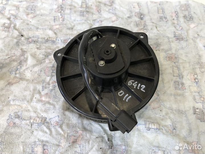 Моторчик отопителя Toyota Corolla AE100 CE101