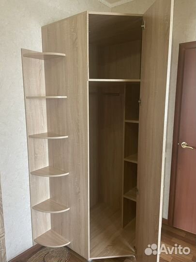 Угловой шкаф