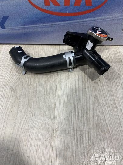 Горловина радиатора Kia RIO 4