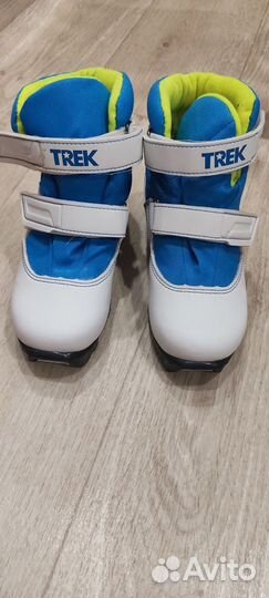 Лыжные ботинки