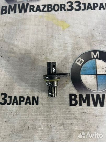 Датчик коленвала Bmw E60 седан N52B25 2008