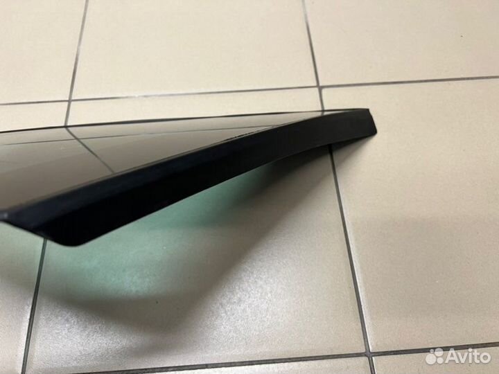 Стекло заднее правое Renault Kaptur 14000км 2019