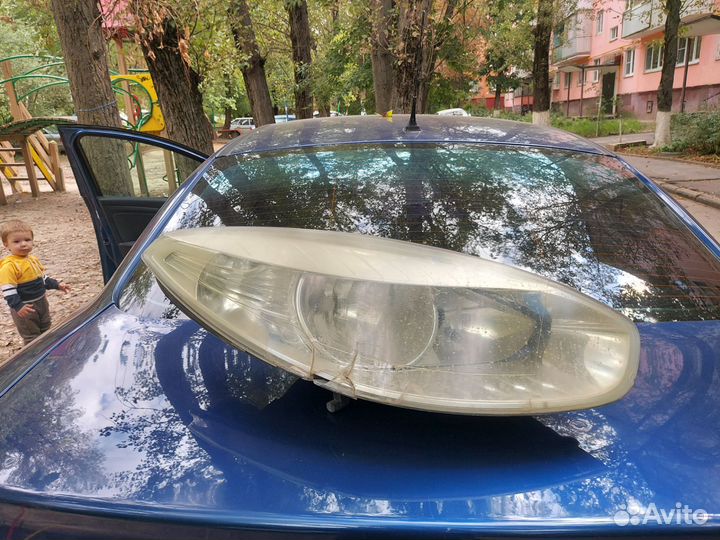 Фара renault fluence