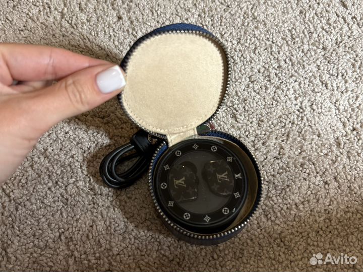 Беспроводные наушники Louis Vuitton Horizon