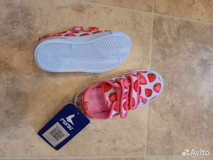 Кеды на девочку новые