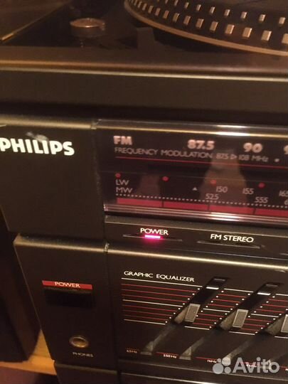 Музыкальный центр philips