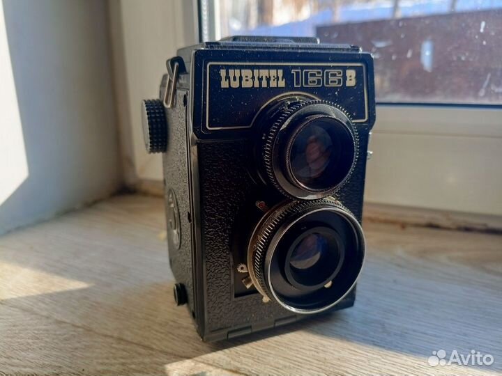 Плёночный фотоаппарат Любитель (Lubitel 166)