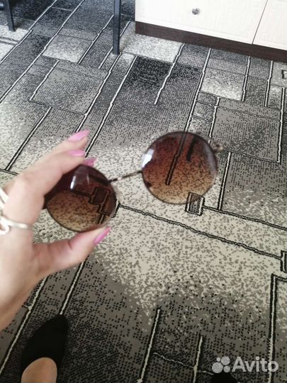 Солнцезащитные очки