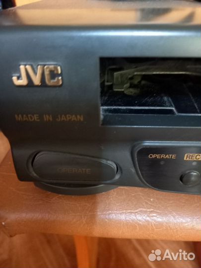 Видеомагнитофон JVC