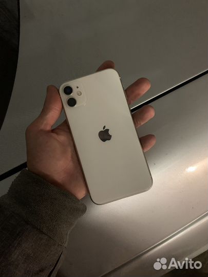 iPhone 11