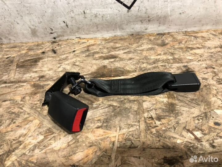 Замок ремня безопасности задний правый Hyundai I40