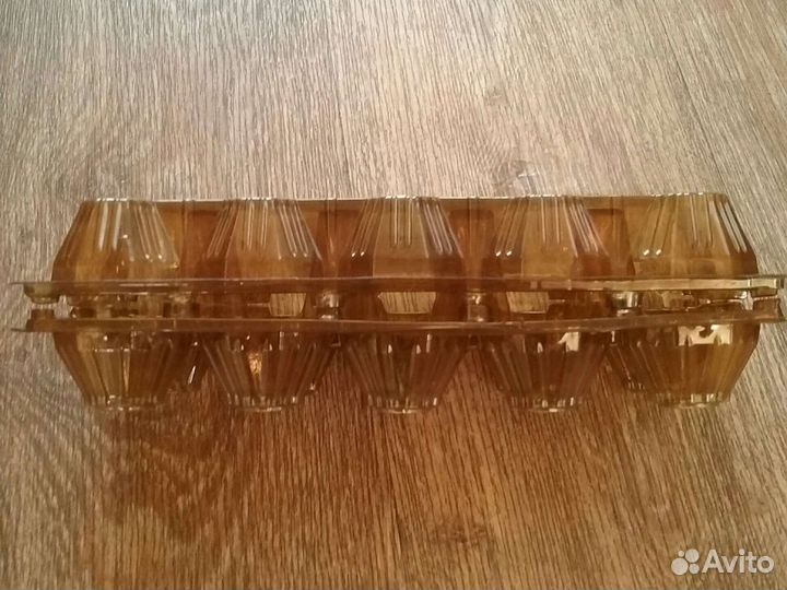 Лотки(ячейки) для яиц.новые,пластик.,с этикеткой