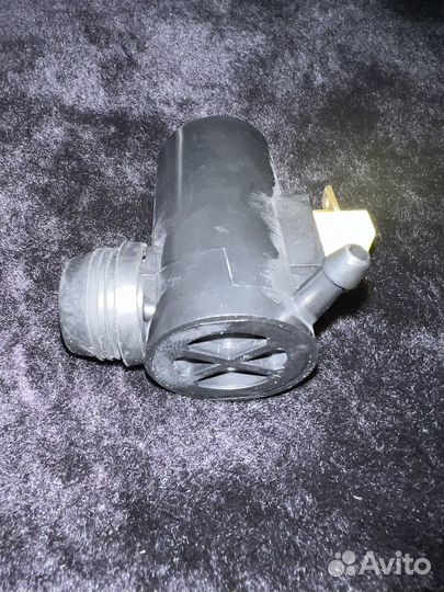 Моторчик омывателя лобового стекла Mitsubishi