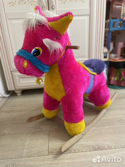 Качалка лошадь