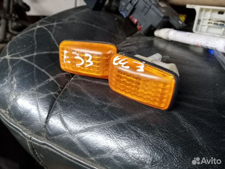 Повторитель поворота Митсубиси Галант 6, е33