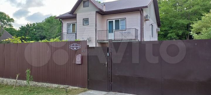 Дом 220 м² на участке 9 сот.