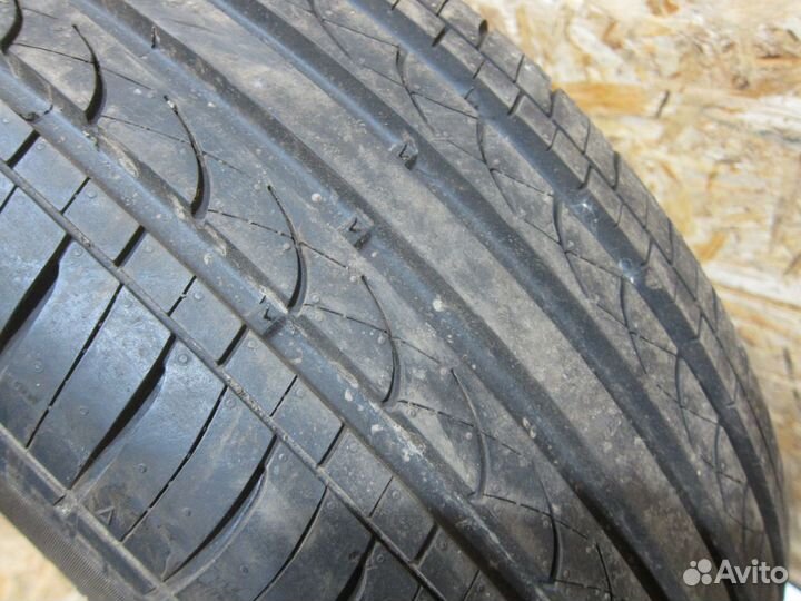Runway Enduro 816 235/60 R16