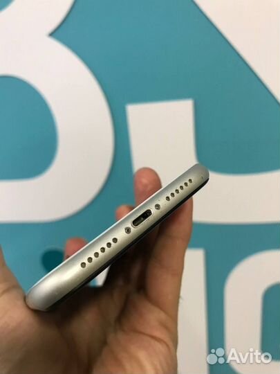 iPhone Xr, 128 ГБ