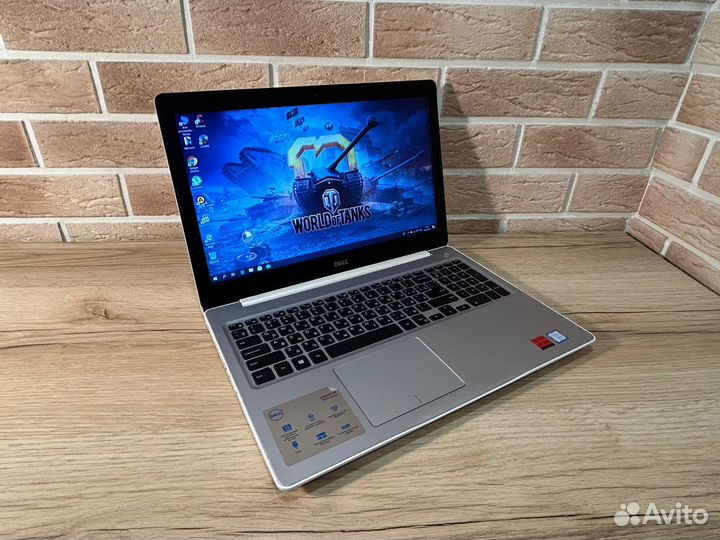 Dell inspiron 5570(core I3+radeon R7 M460-2GB+8GB)