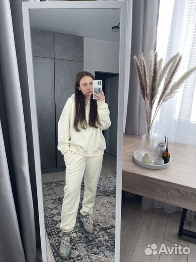 Костюм спортивный женский 42